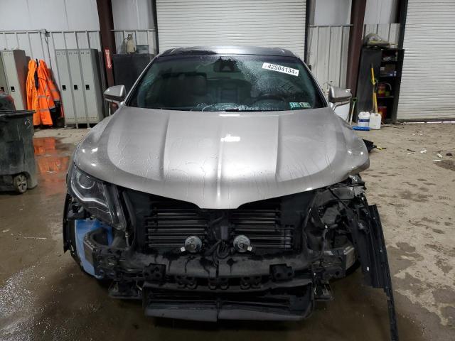 2LMPJ8LR4JBL21687 - 2018 LINCOLN MKX RESERVE رمادي صورة 5