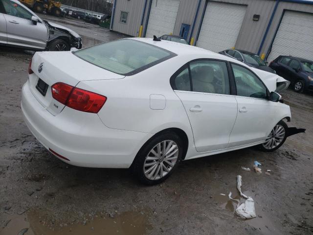 3VWLL7AJ9EM413217 - 2014 VOLKSWAGEN JETTA TDI WHITE photo 3