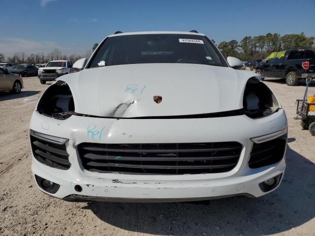 WP1AA2A21HKA82798 - 2017 PORSCHE CAYENNE WHITE photo 5