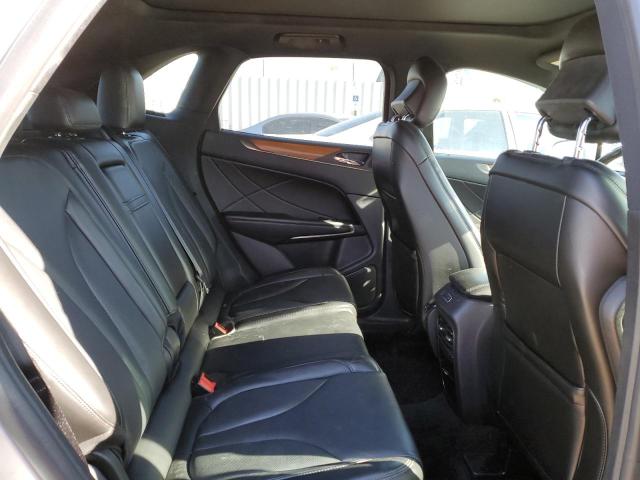 5LMTJ3DH5JUL01572 - 2018 LINCOLN MKC RESERVE ვერცხლისფერი ფოტო 11
