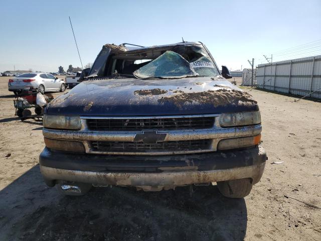 1GNEC13TX3R261796 - 2003 CHEVROLET TAHOE C1500 BLUE photo 5