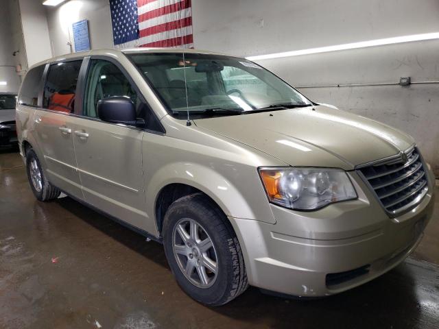 2A4RR2D18AR464117 - 2010 CHRYSLER TOWN & COU LX CREAM photo 4