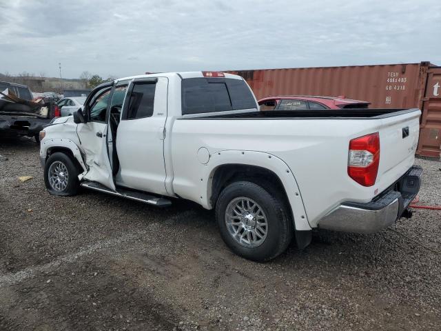 5TFRM5F11KX137967 - 2019 TOYOTA TUNDRA DOUBLE CAB SR/SR5 WHITE photo 2