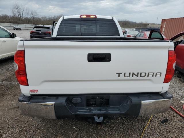 5TFRM5F11KX137967 - 2019 TOYOTA TUNDRA DOUBLE CAB SR/SR5 WHITE photo 6