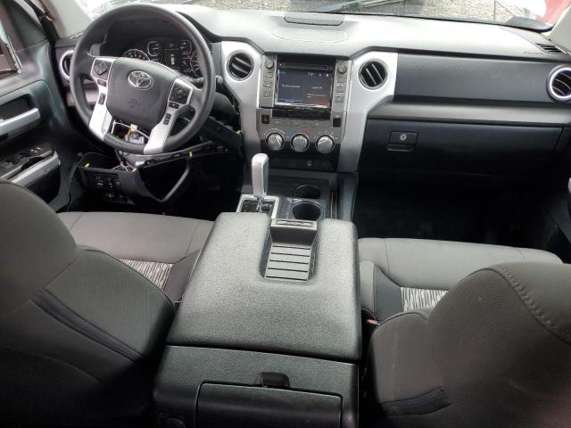 5TFRM5F11KX137967 - 2019 TOYOTA TUNDRA DOUBLE CAB SR/SR5 WHITE photo 8