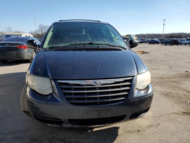 2A4GP44R17R220753 - 2007 CHRYSLER TOWN&COUNT LX BLUE photo 5