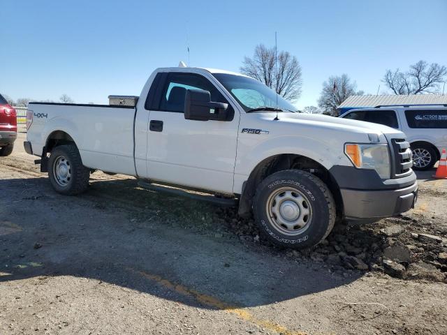 1FTNF1EF6BKD94828 - 2011 FORD F150 WHITE photo 4