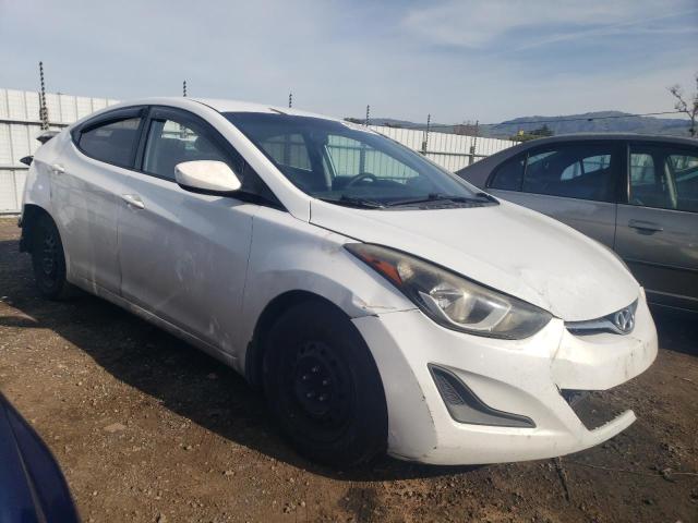 5NPDH4AE6GH719438 - 2016 HYUNDAI ELANTRA SE WHITE photo 4