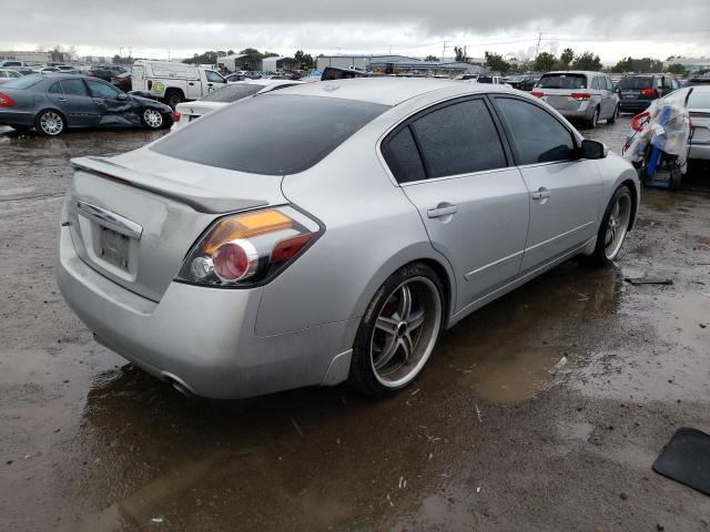 1N4BL21E37C105040 - 2007 NISSAN ALTIMA 3.5SE SILVER photo 3