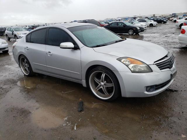 1N4BL21E37C105040 - 2007 NISSAN ALTIMA 3.5SE SILVER photo 4