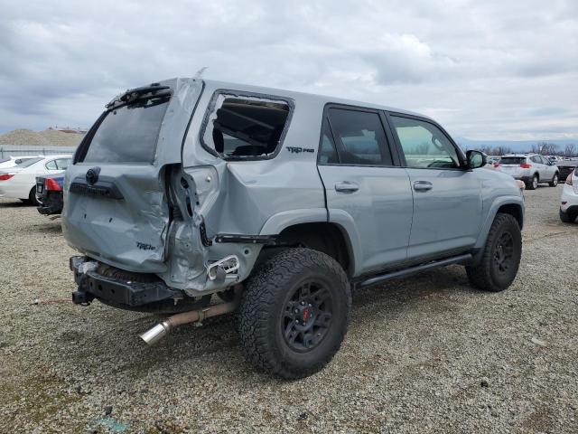 JTEBU5JR7H5438368 - 2017 TOYOTA 4RUNNER SR5/SR5 PREMIUM 灰色 照片 3