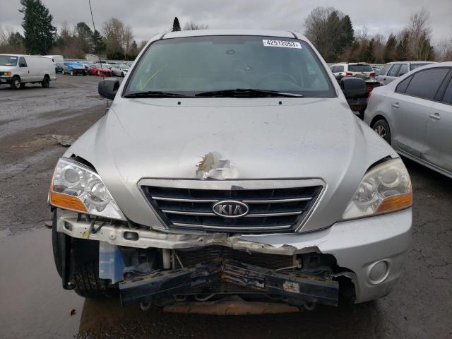 KNDJD735885845735 - 2008 KIA SORENTO EX SILVER photo 5