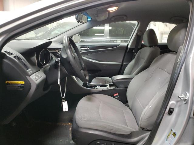 5NPEB4ACXDH713710 - 2013 HYUNDAI SONATA GLS SILVER photo 7