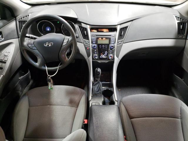 5NPEB4ACXDH713710 - 2013 HYUNDAI SONATA GLS SILVER photo 8