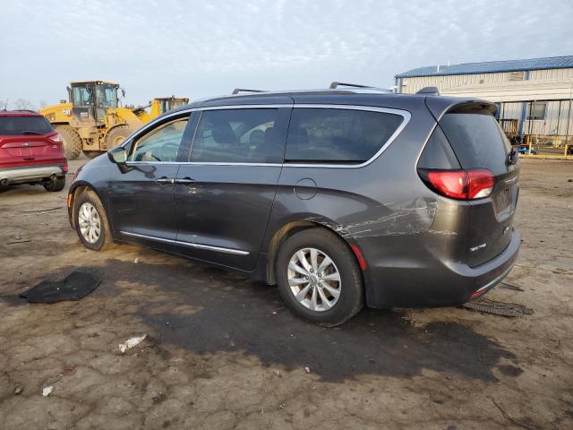 2C4RC1BG0JR316925 - 2018 CHRYSLER PACIFICA TOURING L GRAY photo 2