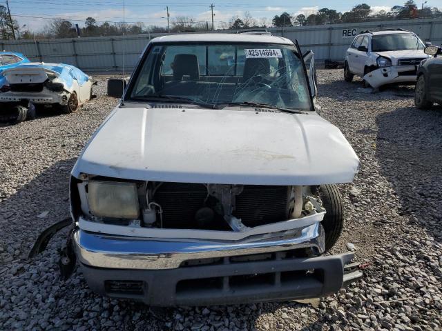 1N6DD21S0WC370192 - 1998 NISSAN FRONTIER XE WHITE photo 5