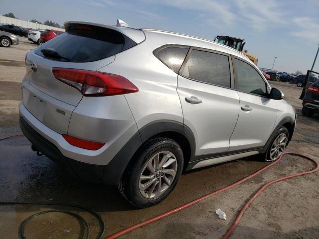 KM8J33A45JU712623 - 2018 HYUNDAI TUCSON SEL SILVER photo 3