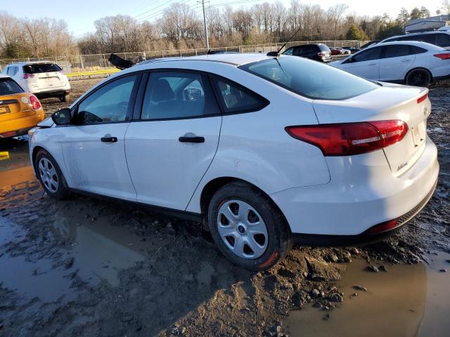 1FADP3E22HL331574 - 2017 FORD FOCUS S WHITE photo 2