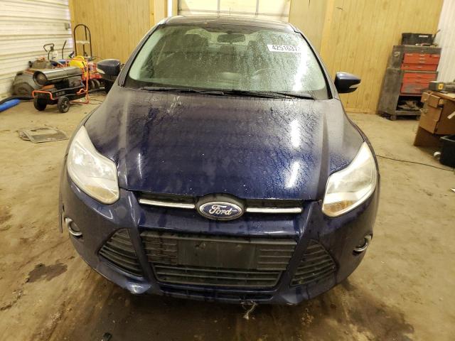 1FAHP3F20CL135089 - 2012 FORD FOCUS SE BLUE photo 5