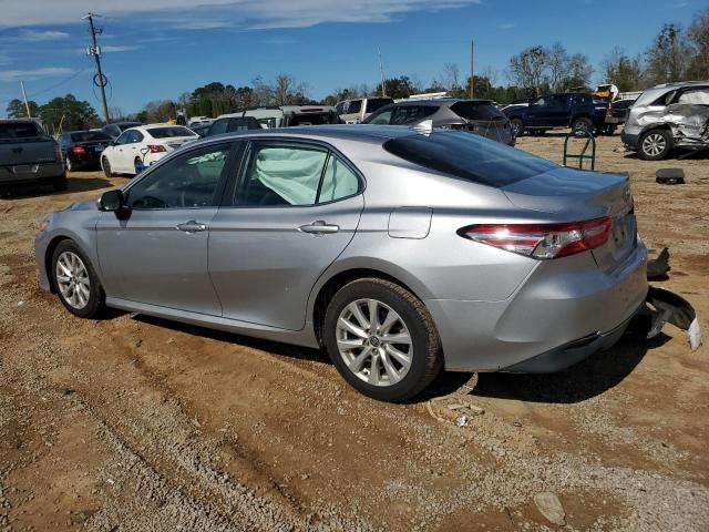 4T1C11AK7LU995160 - 2020 TOYOTA CAMRY LE SILVER photo 2