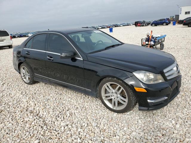 WDDGF8AB9DA792490 - 2013 MERCEDES-BENZ C 300 4MATIC BLACK photo 4