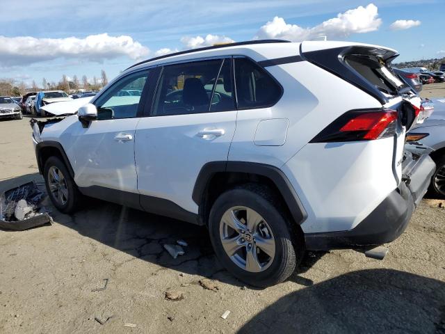 2T3W1RFV0PW267353 - 2023 TOYOTA RAV4 XLE WHITE photo 2