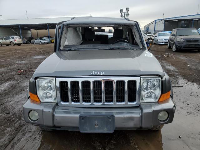 1J8HG48K97C621122 - 2007 JEEP COMMANDER 灰色 照片 5