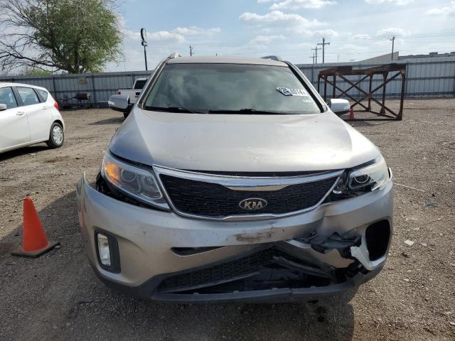 5XYKT4A6XFG579687 - 2015 KIA SORENTO LX SILVER photo 5