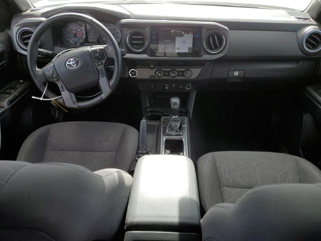 3TMBZ5DN1JM014103 - 2018 TOYOTA TACOMA DOUBLE CAB 银色 照片 8