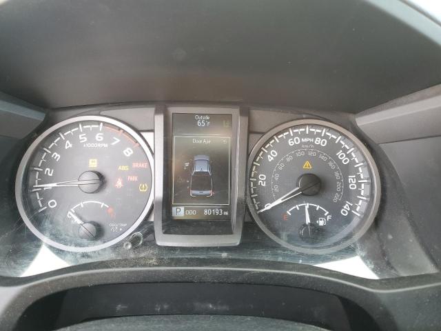 3TMBZ5DN1JM014103 - 2018 TOYOTA TACOMA DOUBLE CAB 银色 照片 9