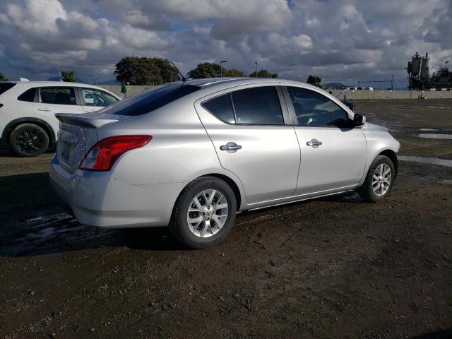 3N1CN7AP6JL872676 - 2018 NISSAN VERSA S SILVER photo 3