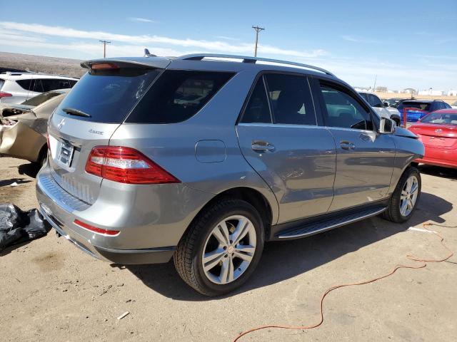 4JGDA5HB1DA187648 - 2013 MERCEDES-BENZ ML 350 4MATIC SILVER photo 3