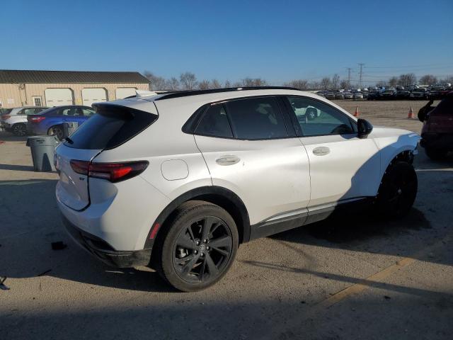 LRBFZPR49PD064876 - 2023 BUICK ENVISION ESSENCE WHITE photo 3