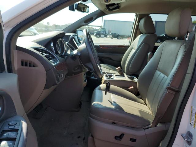 2A4RR8DGXBR783995 - 2011 CHRYSLER TOWN & COU TOURING L WHITE photo 7