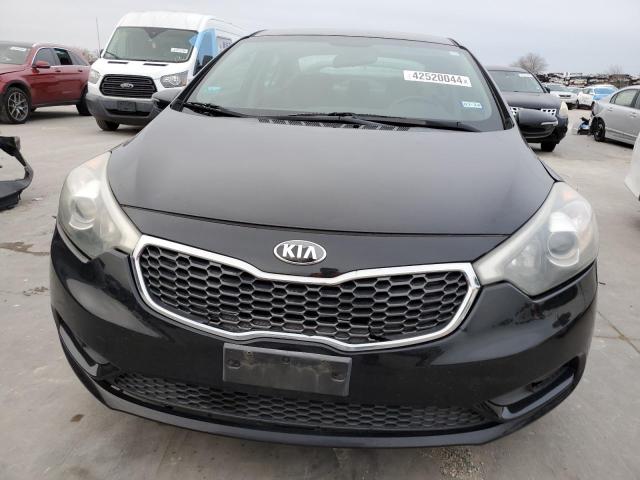 KNAFX4A85G5497610 - 2016 KIA FORTE EX BLACK photo 5