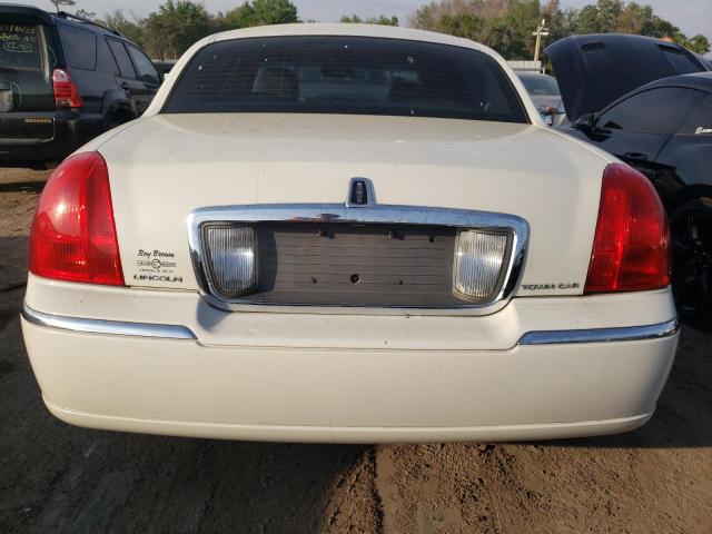 1LNHM82V66Y651153 - 2006 LINCOLN TOWN CAR SIGNATURE LIMITED WHITE photo 6