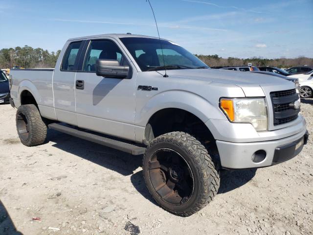 1FTEX1CM5EKF15304 - 2014 FORD F150 SUPER CAB SILVER photo 4