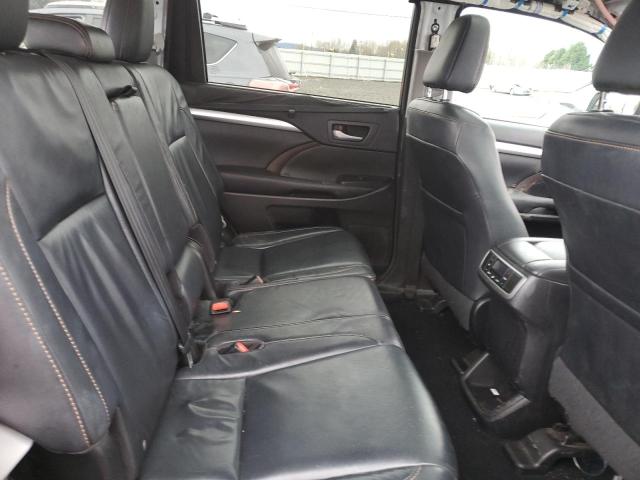 5TDJKRFH3GS342761 - 2016 TOYOTA HIGHLANDER XLE WHITE photo 10