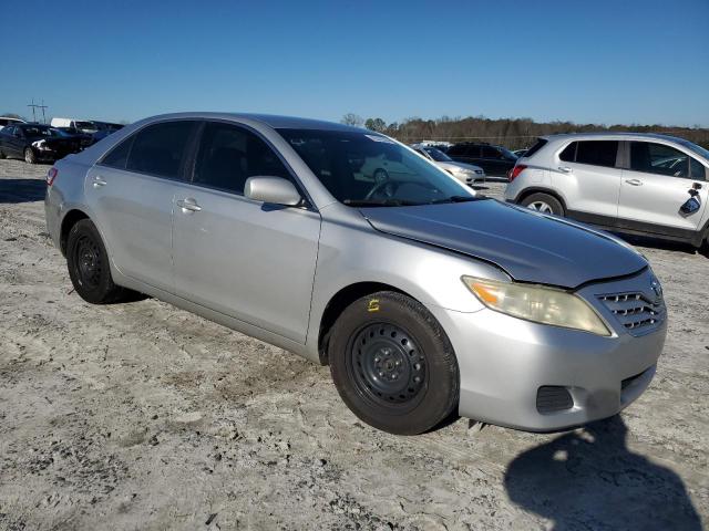 4T1BF3EK8BU165790 - 2011 TOYOTA CAMRY BASE SILVER photo 4