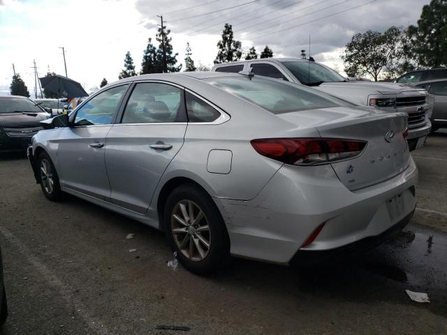 5NPE24AF8JH601266 - 2018 HYUNDAI SONATA SE SILVER photo 2