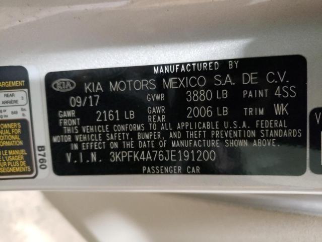 3KPFK4A76JE191200 - 2018 KIA FORTE LX SILVER photo 12