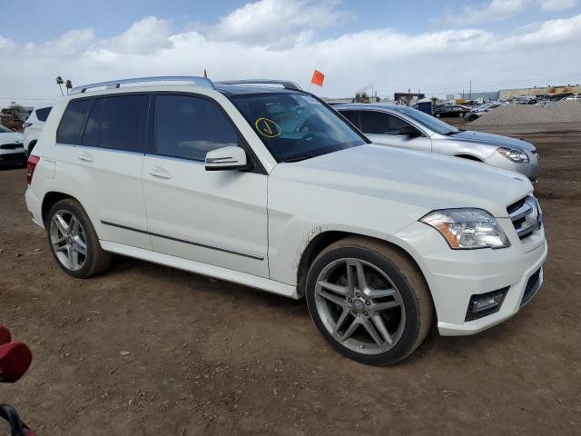 WDCGG8HB4BF671082 - 2011 MERCEDES-BENZ GLK 350 4MATIC WHITE photo 4