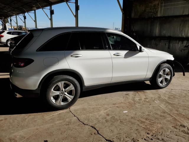 WDC0G4JB3JV045841 - 2018 MERCEDES-BENZ GLC 300 WHITE photo 3