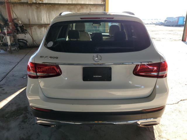 WDC0G4JB3JV045841 - 2018 MERCEDES-BENZ GLC 300 WHITE photo 6