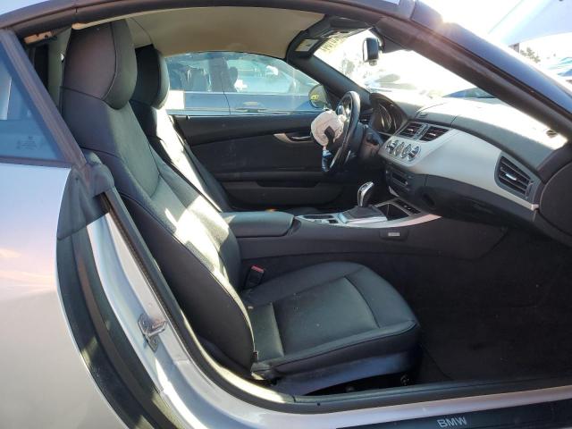 WBALL5C5XCJ103379 - 2012 BMW Z4 SDRIVE28I SILVER photo 10