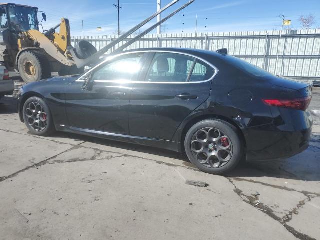 ZARFAEDN9H7548503 - 2017 ALFA ROMEO GIULIA Q4 BLACK photo 2