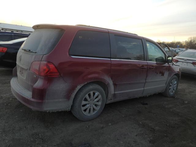 2C4RVABG2CR391090 - 2012 VOLKSWAGEN ROUTAN SE BURGUNDY photo 3