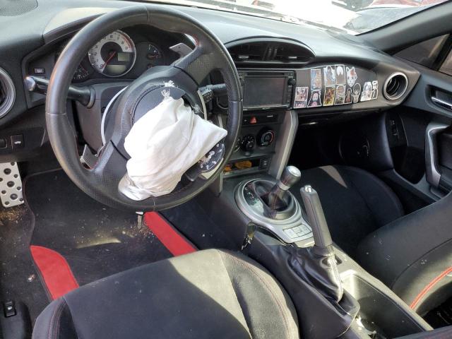 JF1ZNAA19D2702291 - 2013 TOYOTA SCION FR-S 白色 照片 8