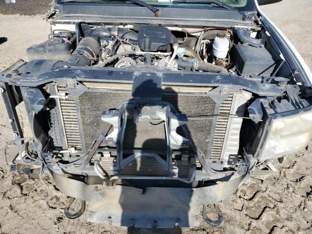 1GTHC53629F102207 - 2009 GMC SIERRA C2500 SLE WHITE photo 11