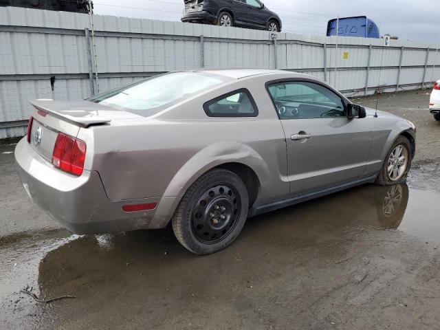 1ZVHT80N085127007 - 2008 FORD MUSTANG GRAY photo 3